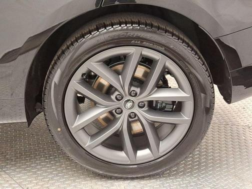 2025 Land Rover Range Rover Sport P530 Dynamic SE