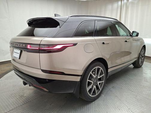 2026 Land Rover Range Rover Velar P400 Autobiography