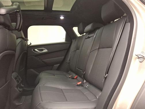 2026 Land Rover Range Rover Velar P400 Autobiography