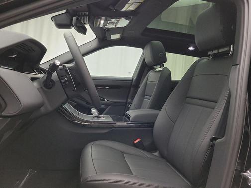 2025 Land Rover Range Rover Evoque Dynamic SE