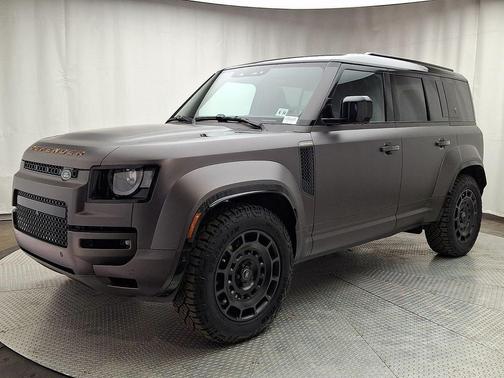 Charente Grey 2025 Land Rover Defender V8