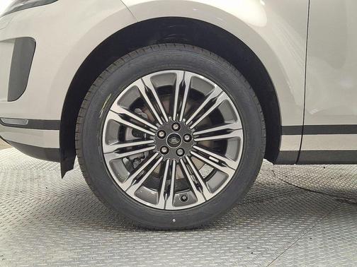 2026 Land Rover Range Rover Evoque Core S