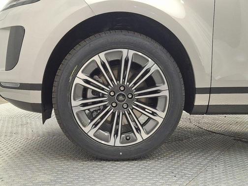 2026 Land Rover Range Rover Evoque Core S