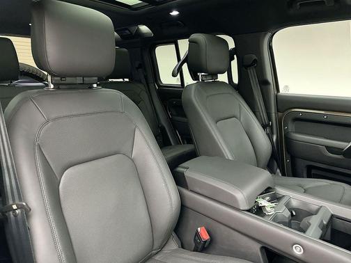 2026 Land Rover Defender S