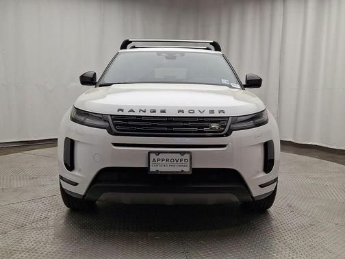 Ostuni Pearl White 2026 Land Rover Range Rover Evoque S