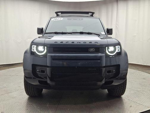 2023 Land Rover Defender X-DYNAMIC SE