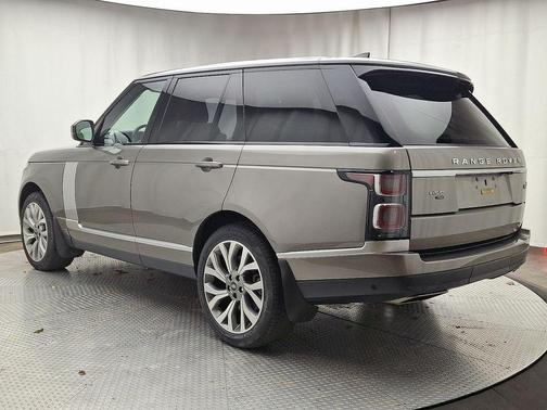 2022 Land Rover Range Rover P525 HSE Westminster