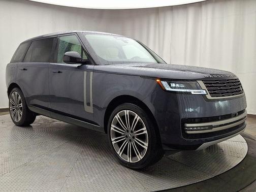 2025 Land Rover Range Rover P400 SE 7 Seat