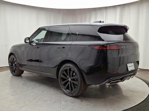 2025 Land Rover Range Rover Sport P360 SE