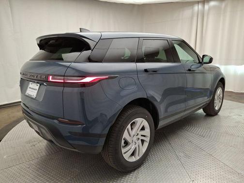 2026 Land Rover Range Rover Evoque Core S