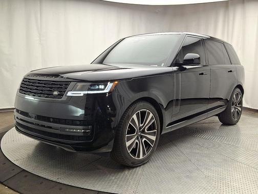2025 Land Rover Range Rover P530 SE 7 Seat