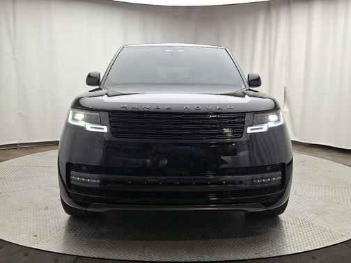 2025 Land Rover Range Rover P530 SE 7 Seat