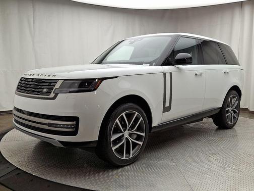 2025 Land Rover Range Rover P550e SE