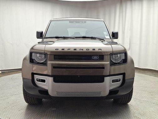 2025 Land Rover Defender P300