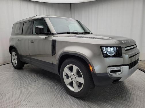 2025 Land Rover Defender P300