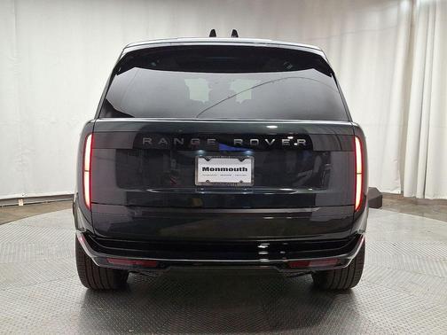 2024 Land Rover Range Rover P530 SE