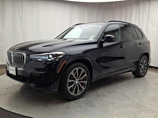 2022 BMW X5 M50i