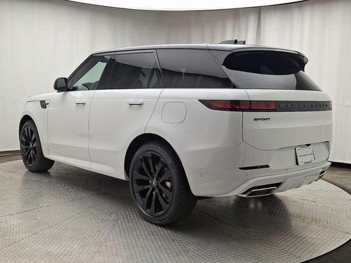 2025 Land Rover Range Rover Sport P460 Dynamic SE