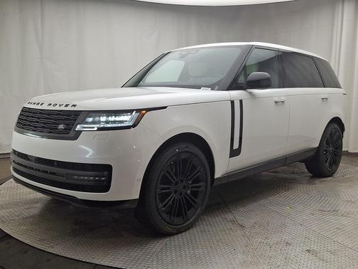 2026 Land Rover Range Rover P400 SE 7 Seat