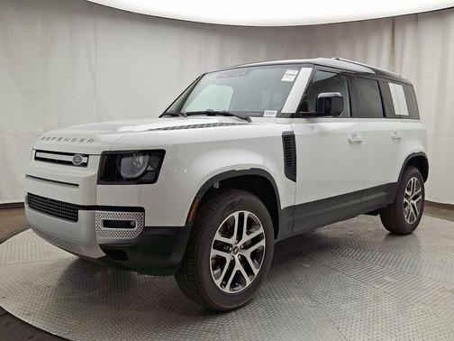 2025 Land Rover Defender P300