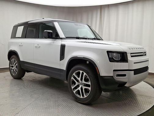 2025 Land Rover Defender P300