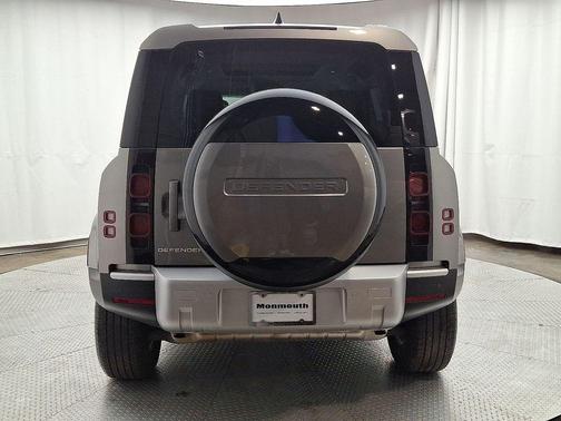 2024 Land Rover Defender P300