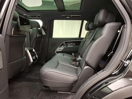 2025 Land Rover Range Rover AUTOBIOGRAPHY