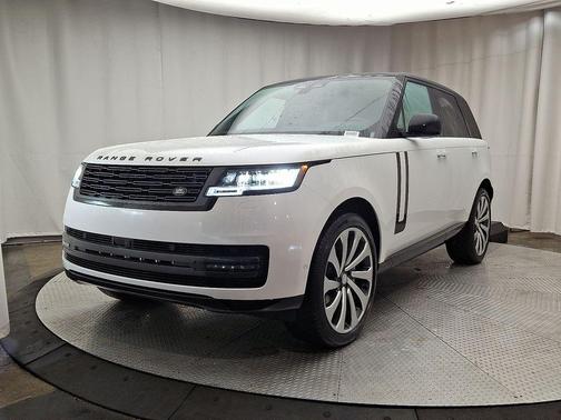 2025 Land Rover Range Rover P400 SE