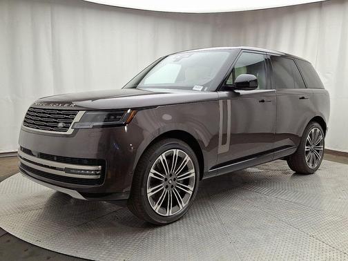 2025 Land Rover Range Rover P530 SE