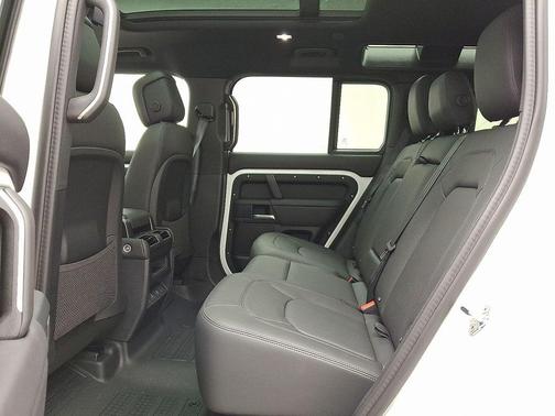 2025 Land Rover Defender P300