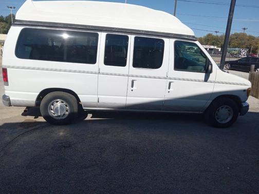 2002 Ford E150 XLT