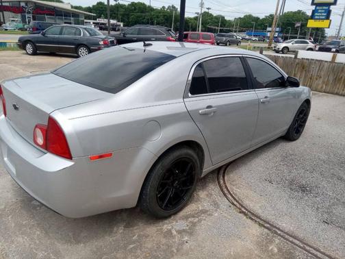 2011 Chevrolet Malibu LS