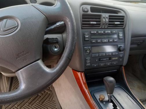 2000 Lexus GS 300