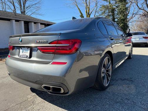 2018 BMW M760 xDrive