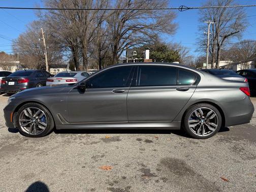 2018 BMW M760 xDrive