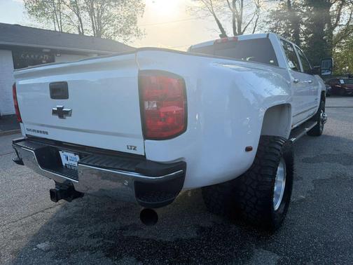 White 2019 Chevrolet Silverado 3500 LTZ