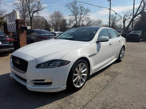 2019 Jaguar XJ R-Sport