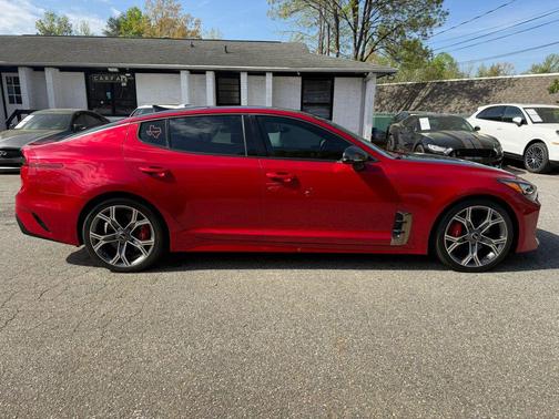 HiChroma Red 2018 Kia Stinger GT2