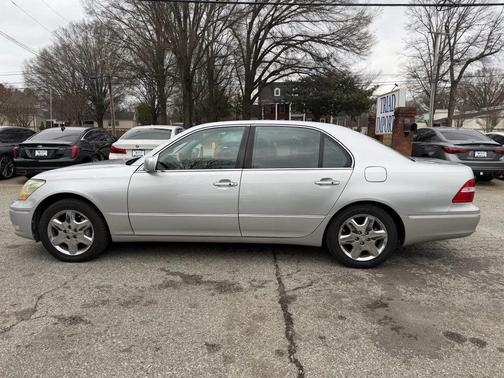 2004 Lexus LS 430 Base