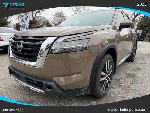 2023 Nissan Pathfinder Platinum FWD
