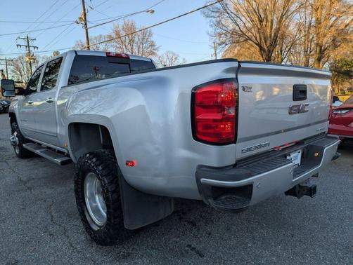 2019 GMC Sierra 3500 Denali