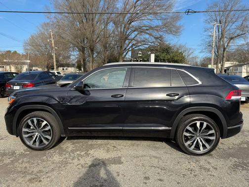2020 Volkswagen Atlas Cross Sport 3.6L V6 SEL Premium R-Line
