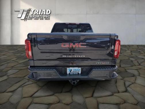 2023 GMC Sierra 1500 AT4X