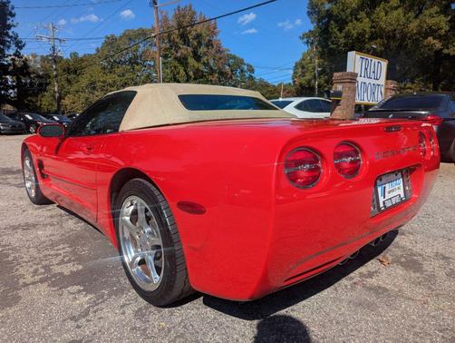 2001 Chevrolet Corvette Base