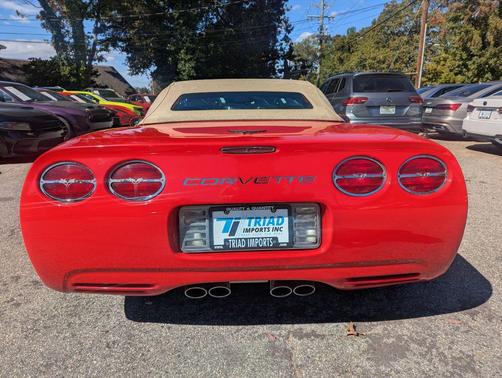 2001 Chevrolet Corvette Base
