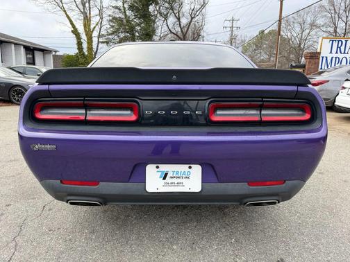 2018 Dodge Challenger SXT