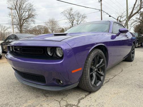 2018 Dodge Challenger SXT