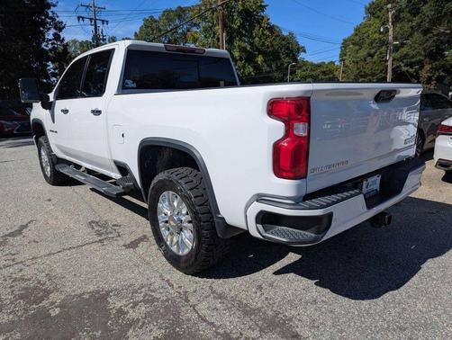 2022 Chevrolet Silverado 2500 High Country