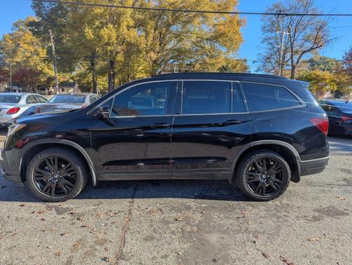 2020 Honda Pilot AWD Black Edition