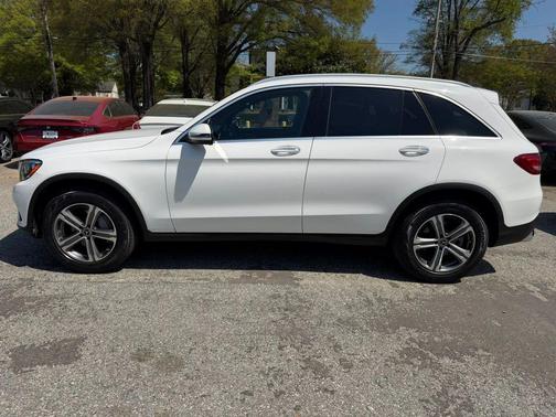 2019 Mercedes-Benz GLC 300 Base